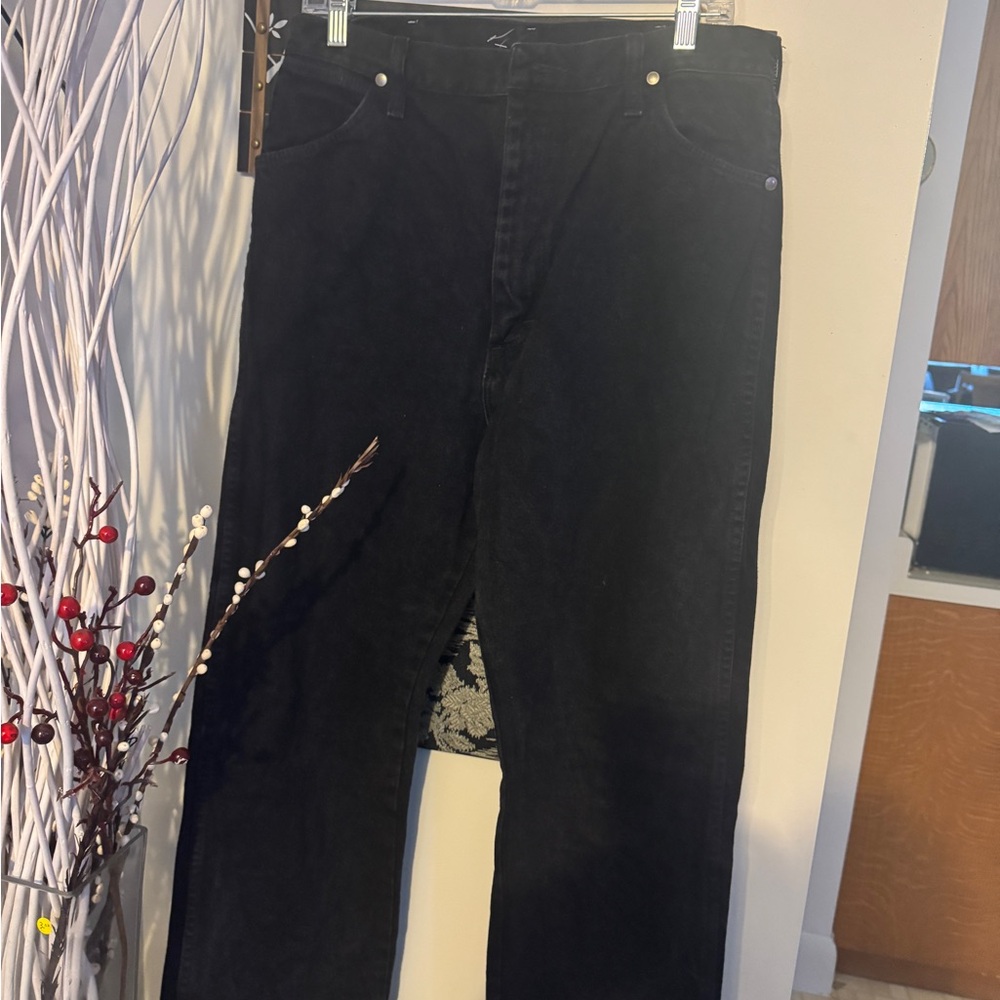 Wrangler women’s Straight Jeans - Black